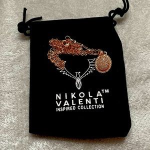 Nikola Valenti Rose Gold Necklace with Pendant